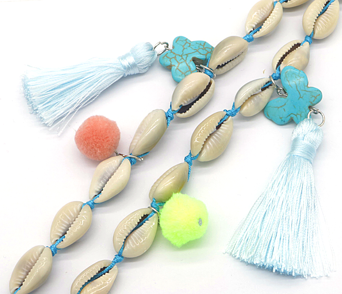 H-D24.1 N536-209B Long Necklace Boho Shells and Tassels 90cm