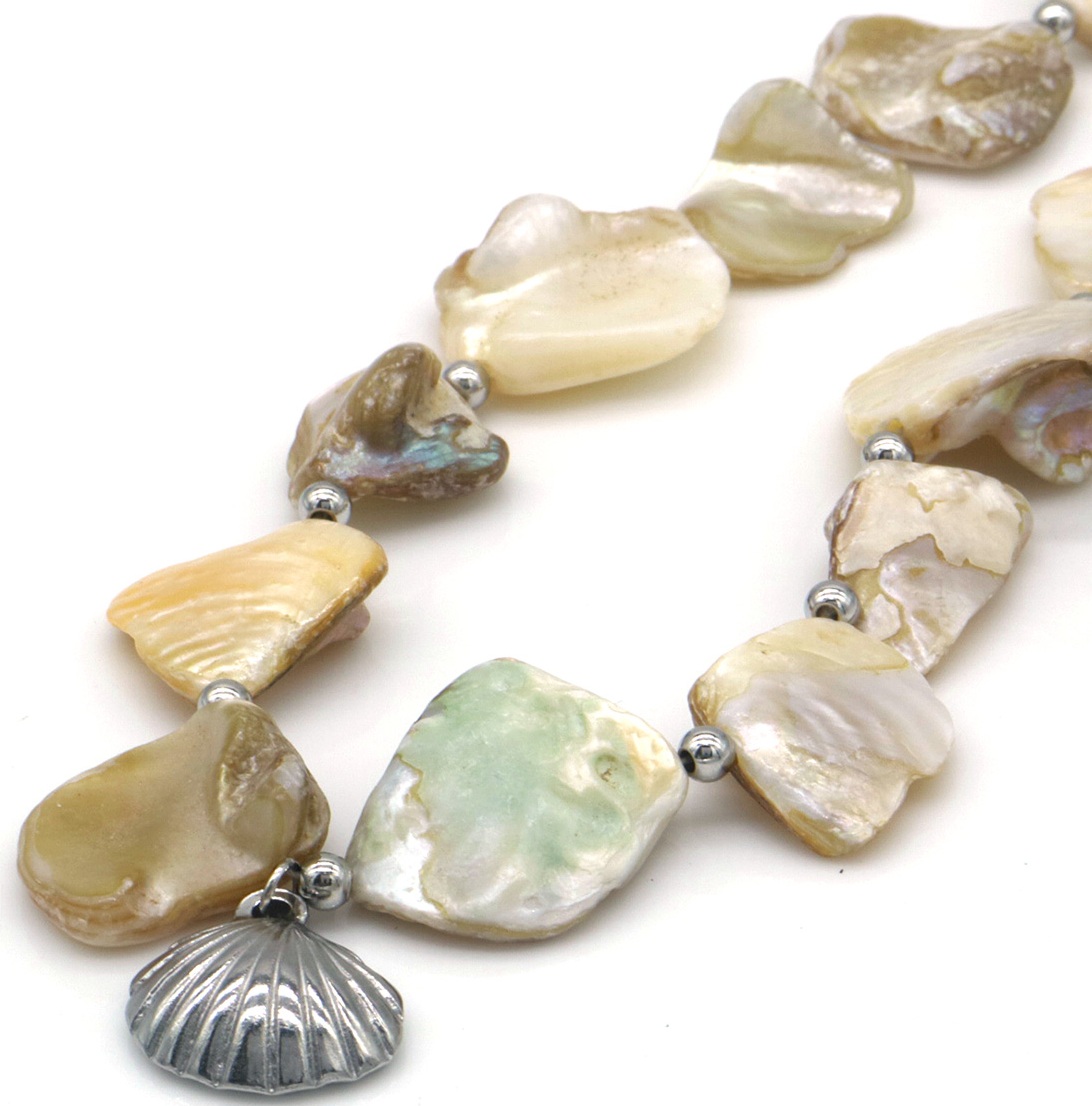 G-D2.1 N074-056S-2 S. Steel Statement Necklace Shells 40-45cm