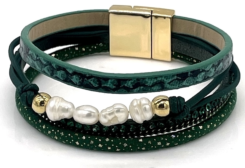 D-E6.5 B1138-002-3 Leather Bracelet Freshwater Pearls 18x1.5cm Green