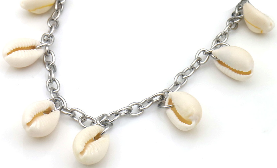 B-E12.2 N25106-021S S. Steel Necklace Shells 40-45cm