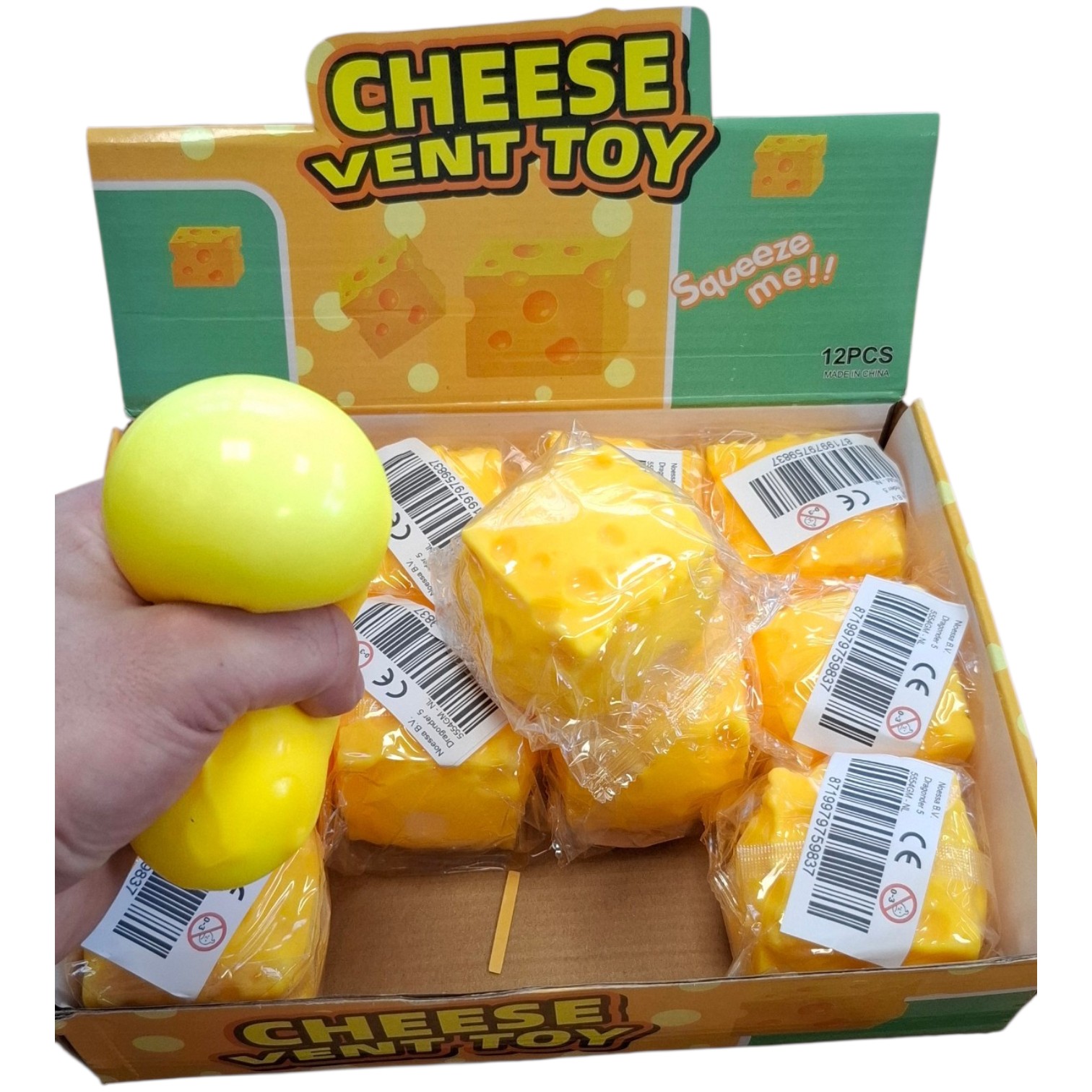 R-P7.1 Squishy Cheese Cube 6x6cm - 12pcs