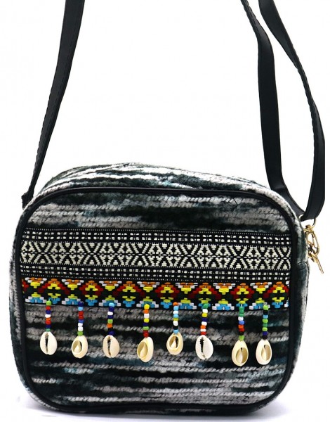 Q-H7.1 BAG606-002D Woven Bohemian Bag Shells Black 25x20x5cm